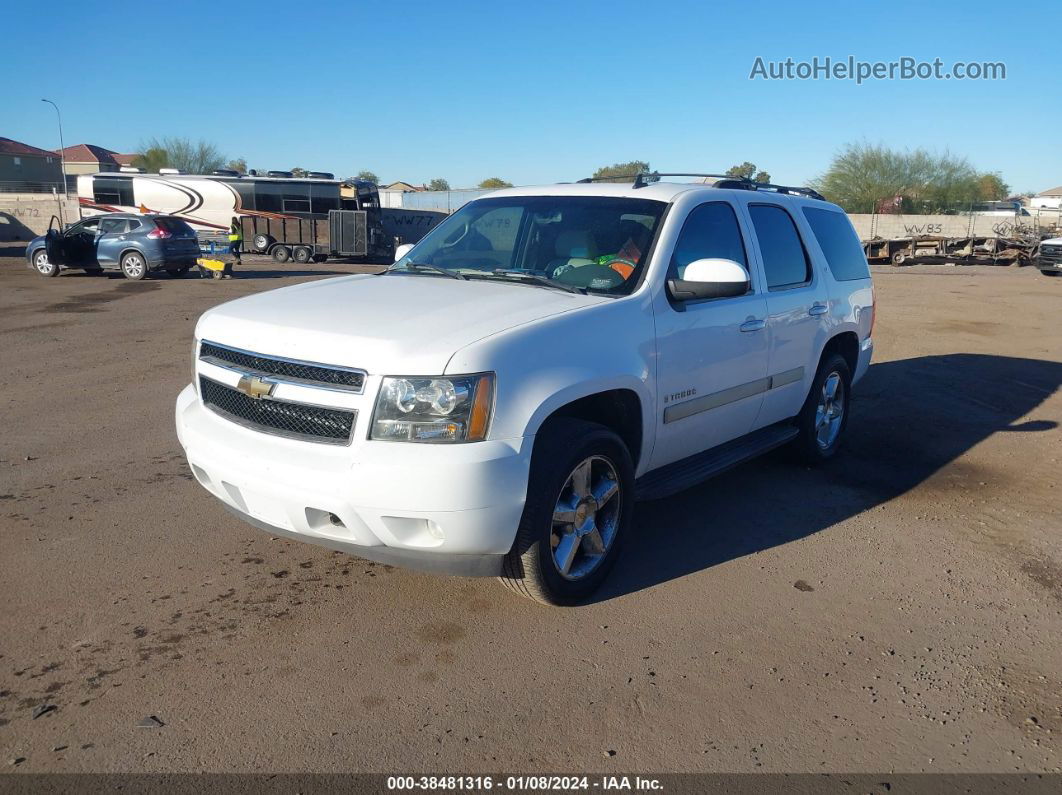 2007 Chevrolet Tahoe Lt Белый vin: 1GNFC130X7R119707