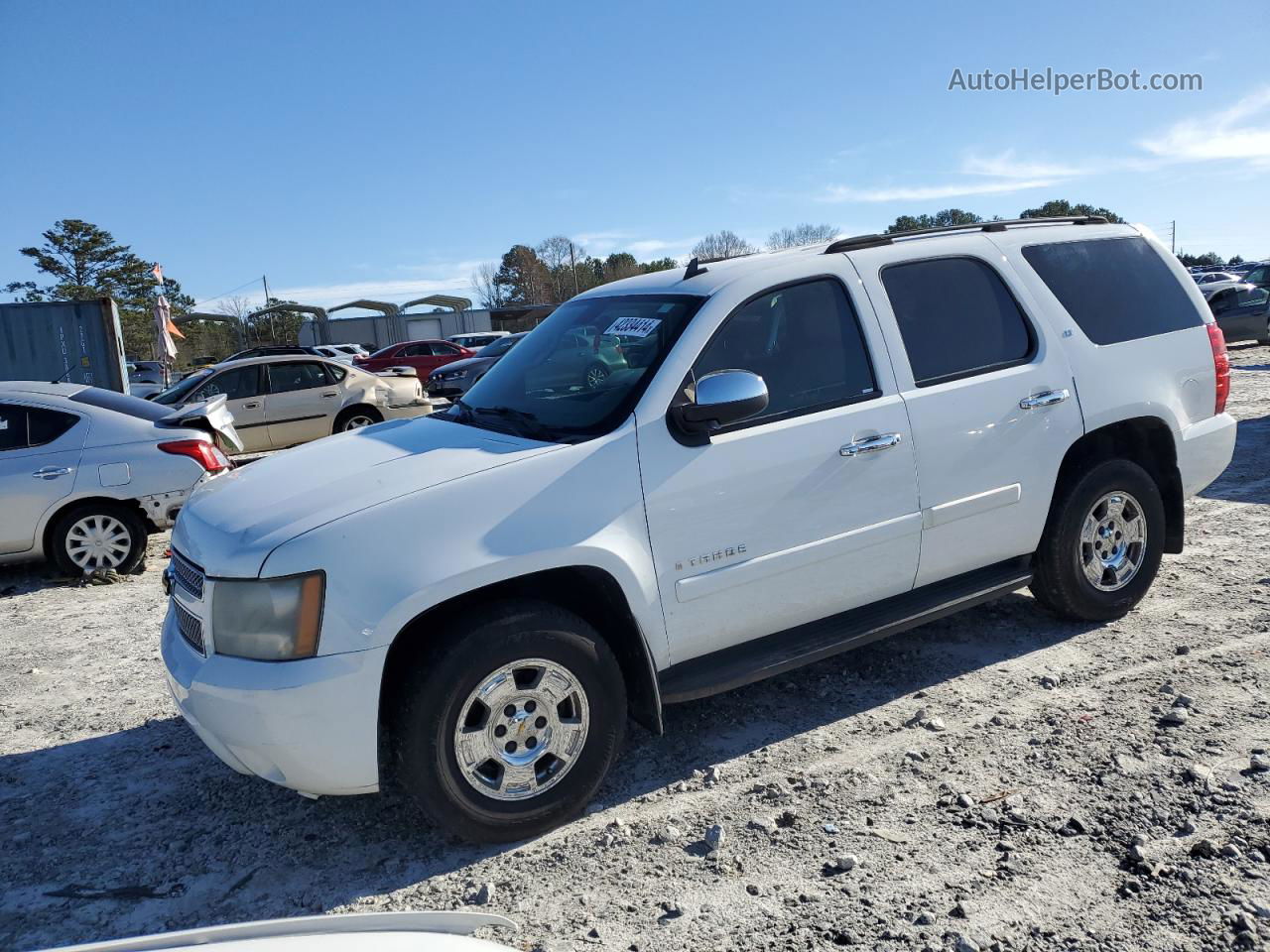 2007 Chevrolet Tahoe C1500 White vin: 1GNFC130X7R273964