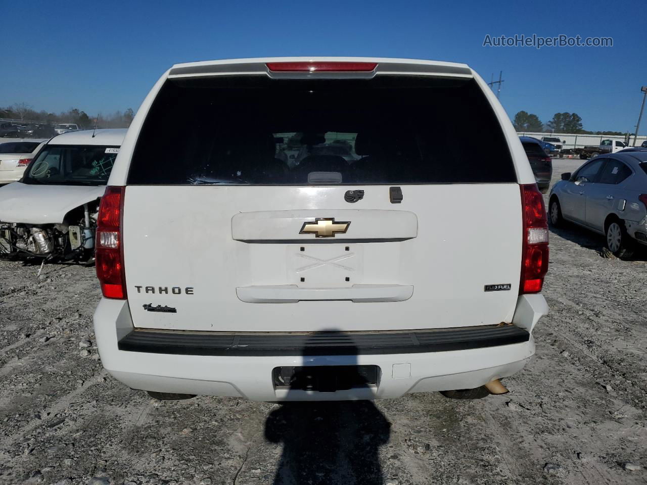 2007 Chevrolet Tahoe C1500 White vin: 1GNFC130X7R273964