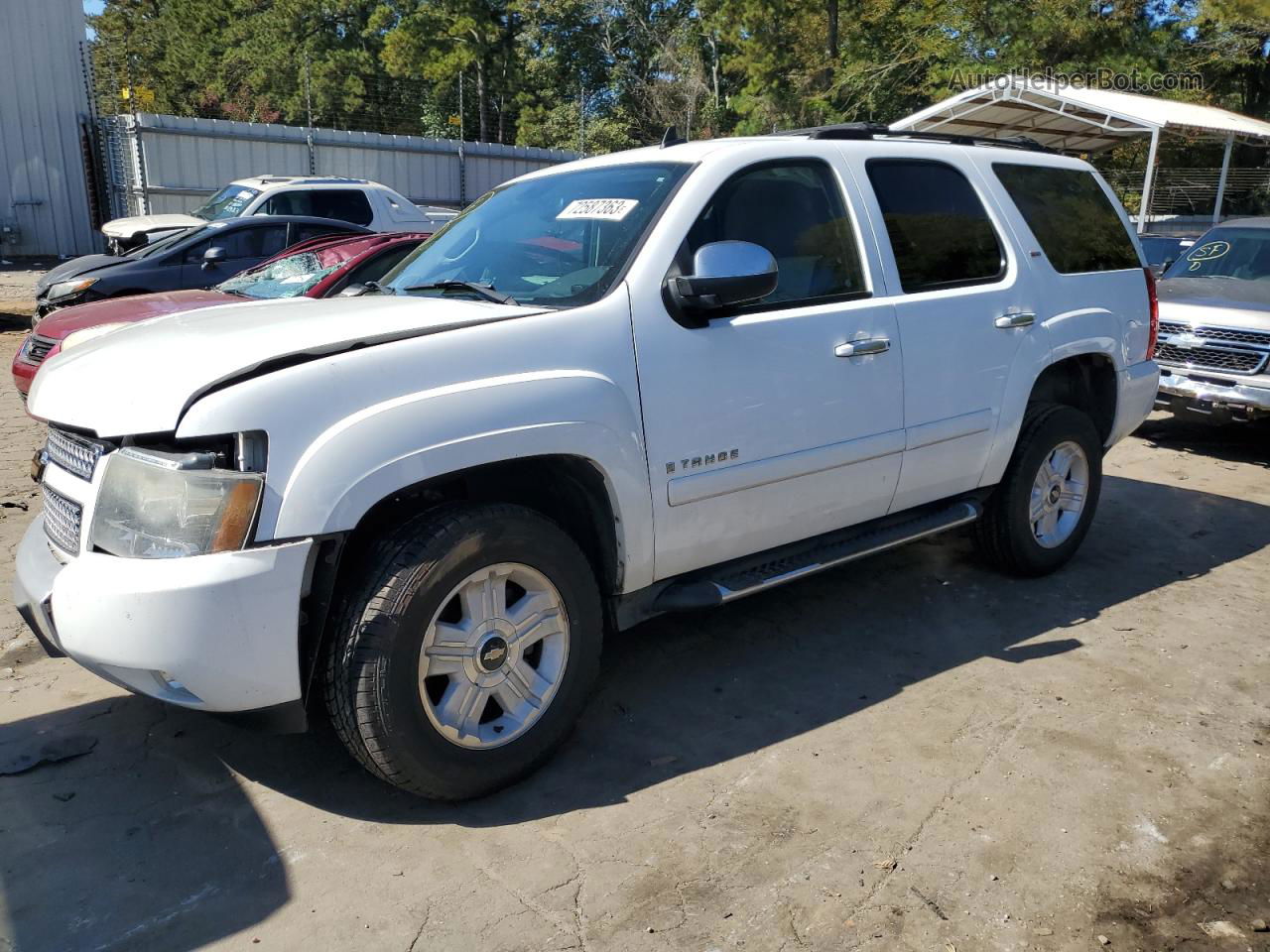 2007 Chevrolet Tahoe C1500 White vin: 1GNFC130X7R304999