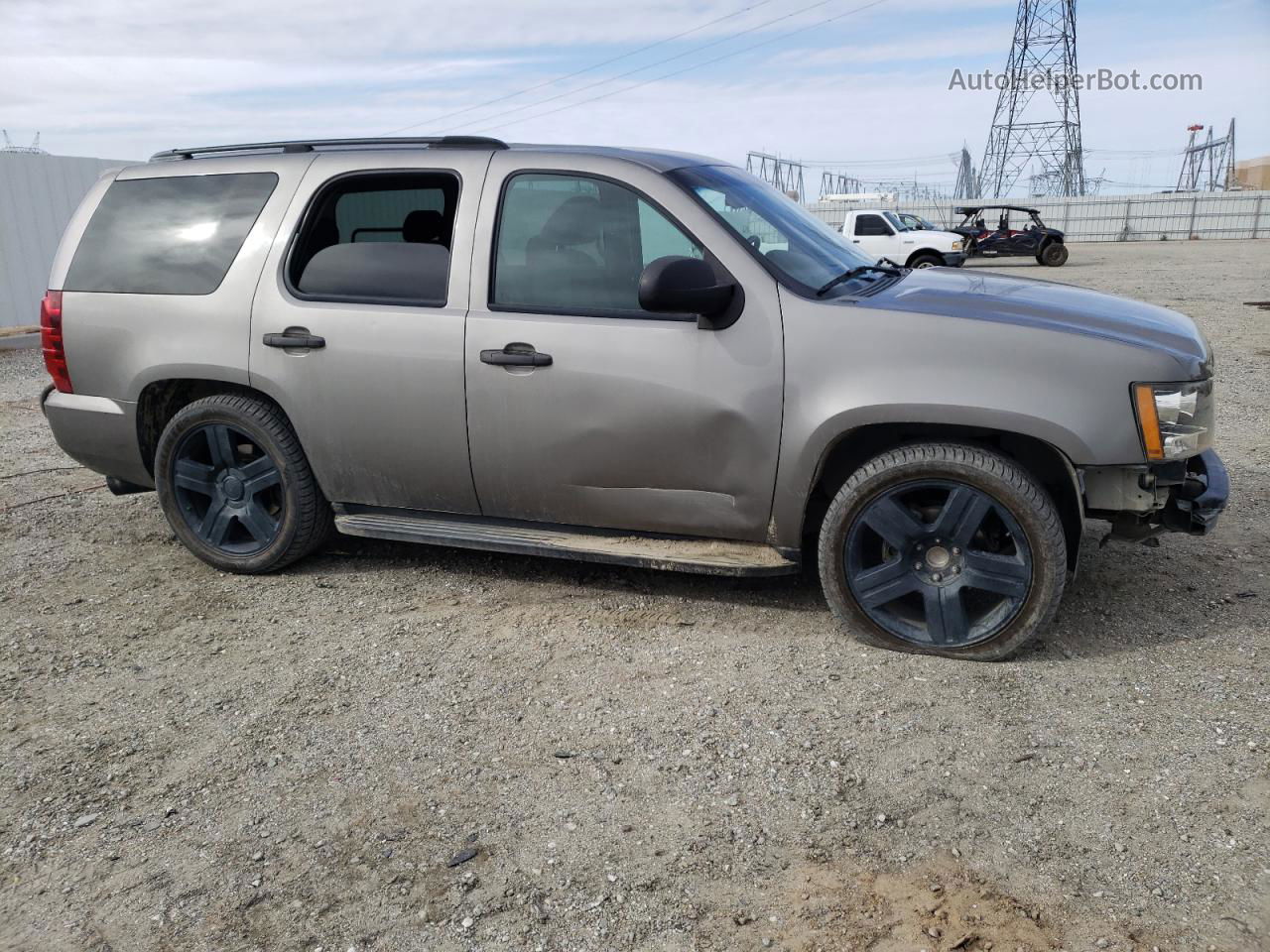 2007 Chevrolet Tahoe C1500 Gray vin: 1GNFC13C57R335944