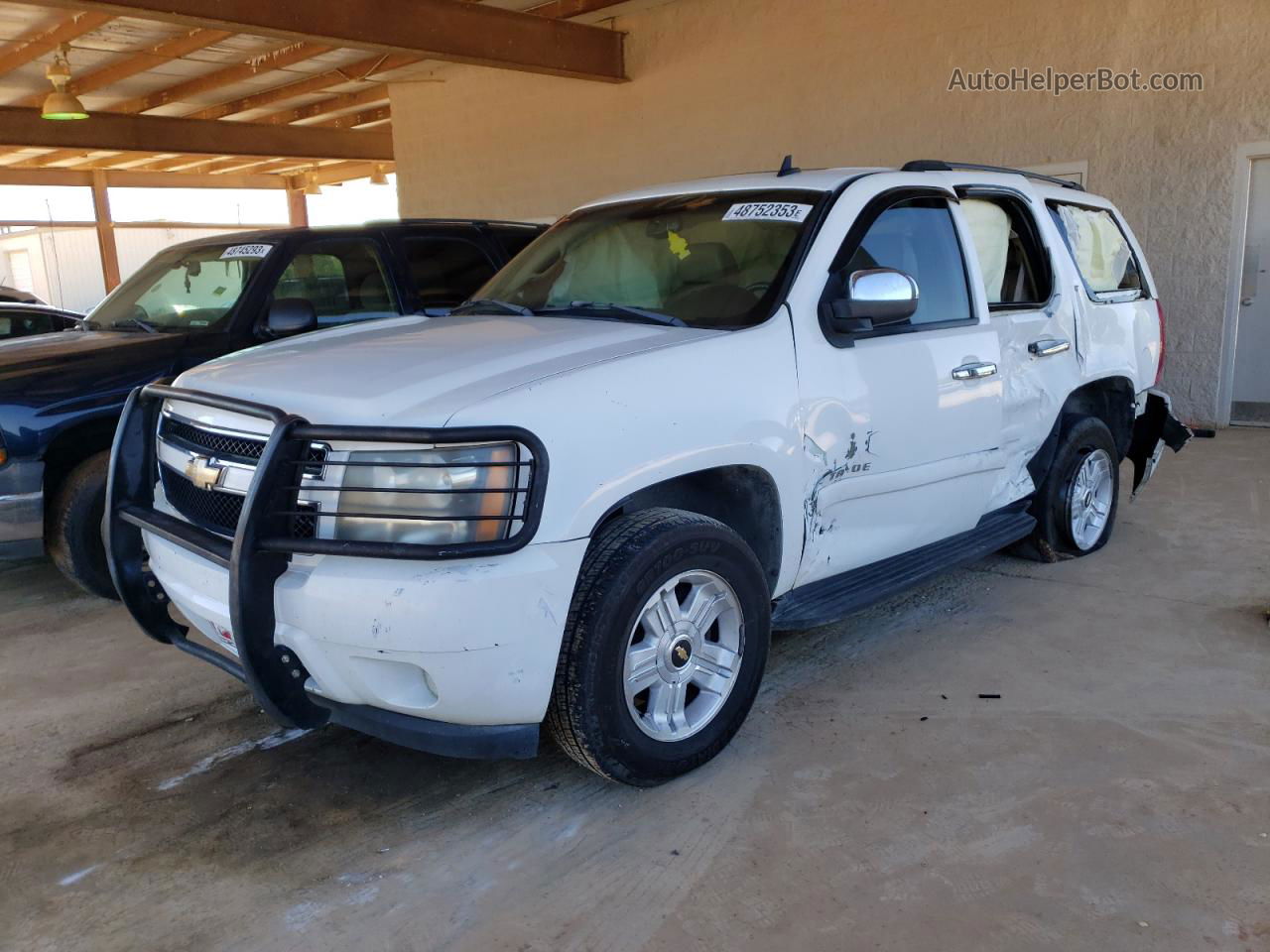 2007 Chevrolet Tahoe C1500 White vin: 1GNFC13J07J137074