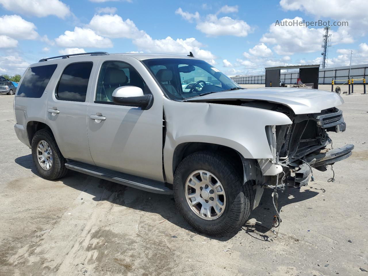 2007 Chevrolet Tahoe C1500 Tan vin: 1GNFC13J57R420460