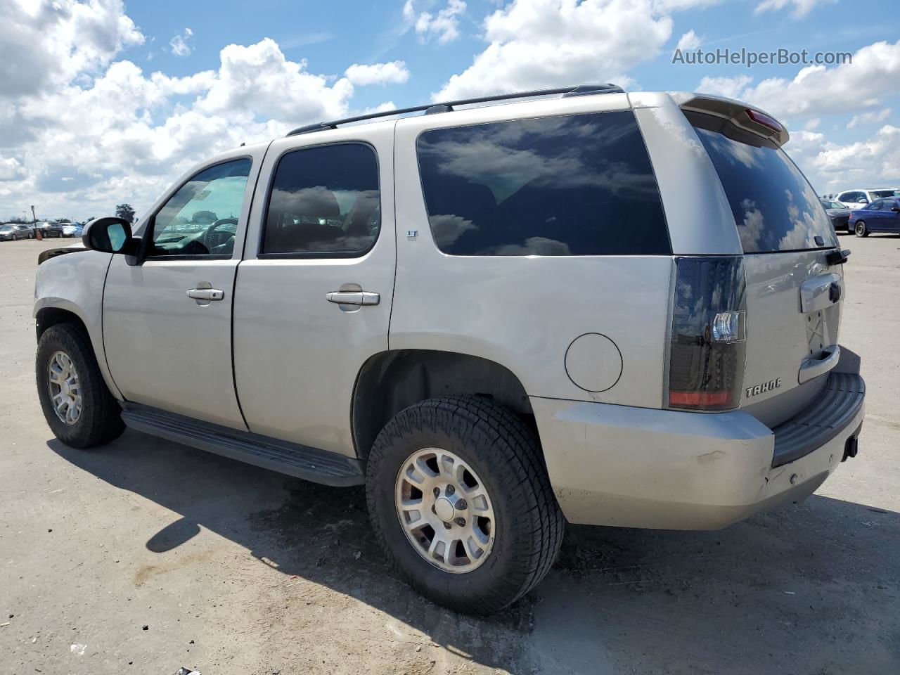 2007 Chevrolet Tahoe C1500 Tan vin: 1GNFC13J57R420460