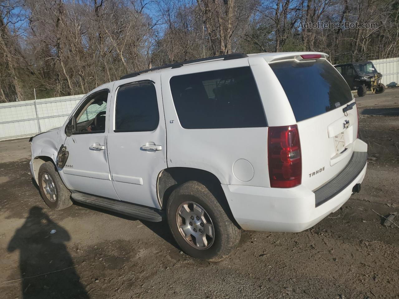 2007 Chevrolet Tahoe C1500 Белый vin: 1GNFC13J77R179047