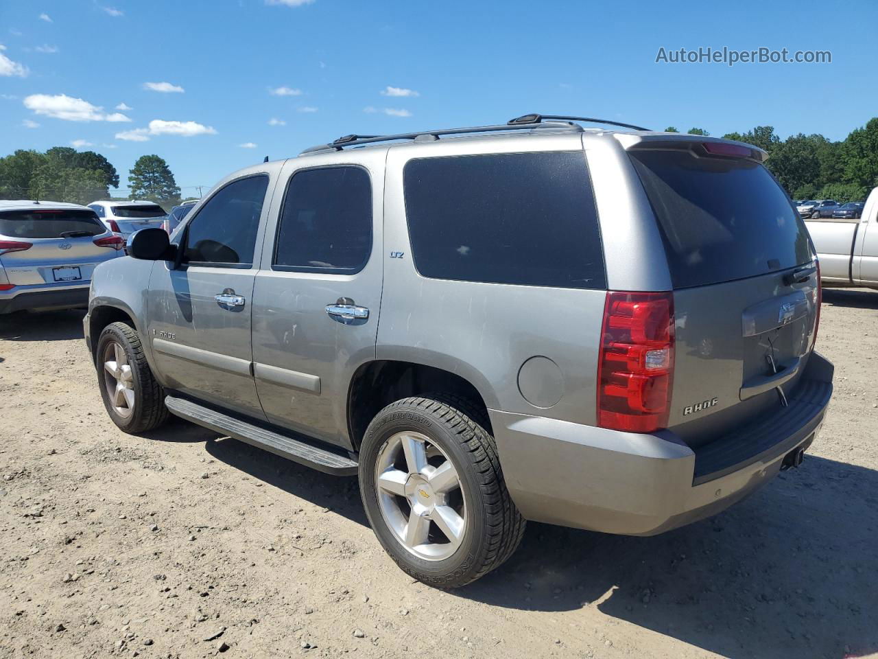 2007 Chevrolet Tahoe K150 Gray vin: 1GNFK10357R343664