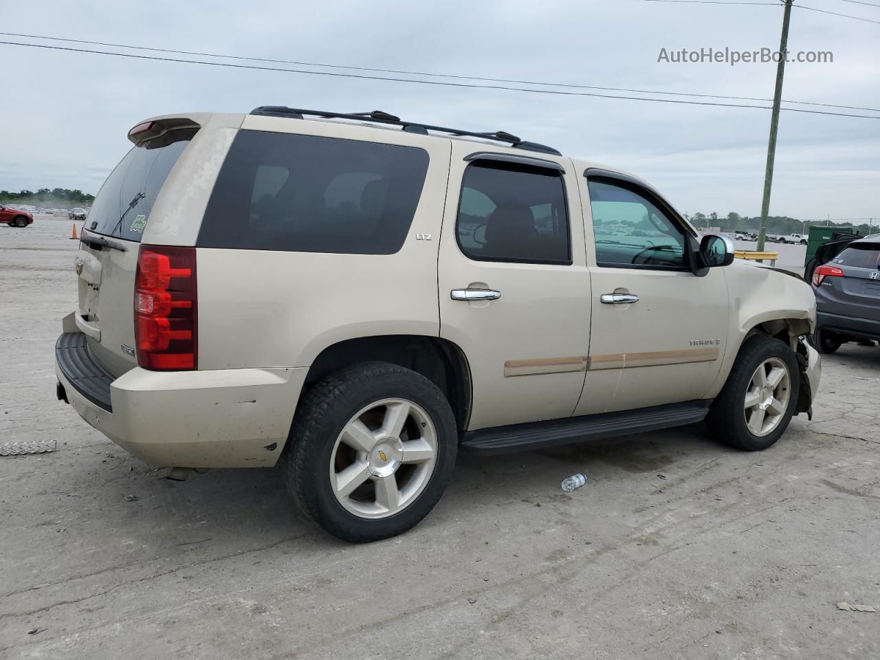 2007 Chevrolet Tahoe K1500 Beige vin: 1GNFK13007R359979