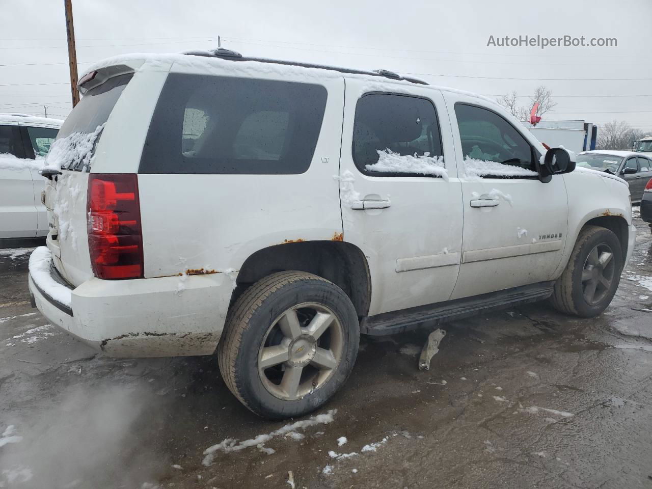 2007 Chevrolet Tahoe K1500 White vin: 1GNFK13017R109330