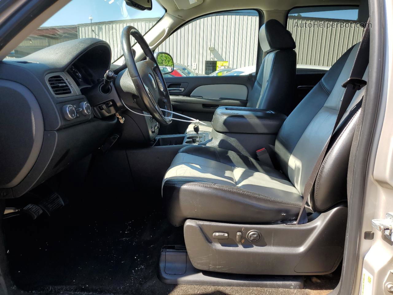 2007 Chevrolet Tahoe K1500 Beige vin: 1GNFK13017R306448