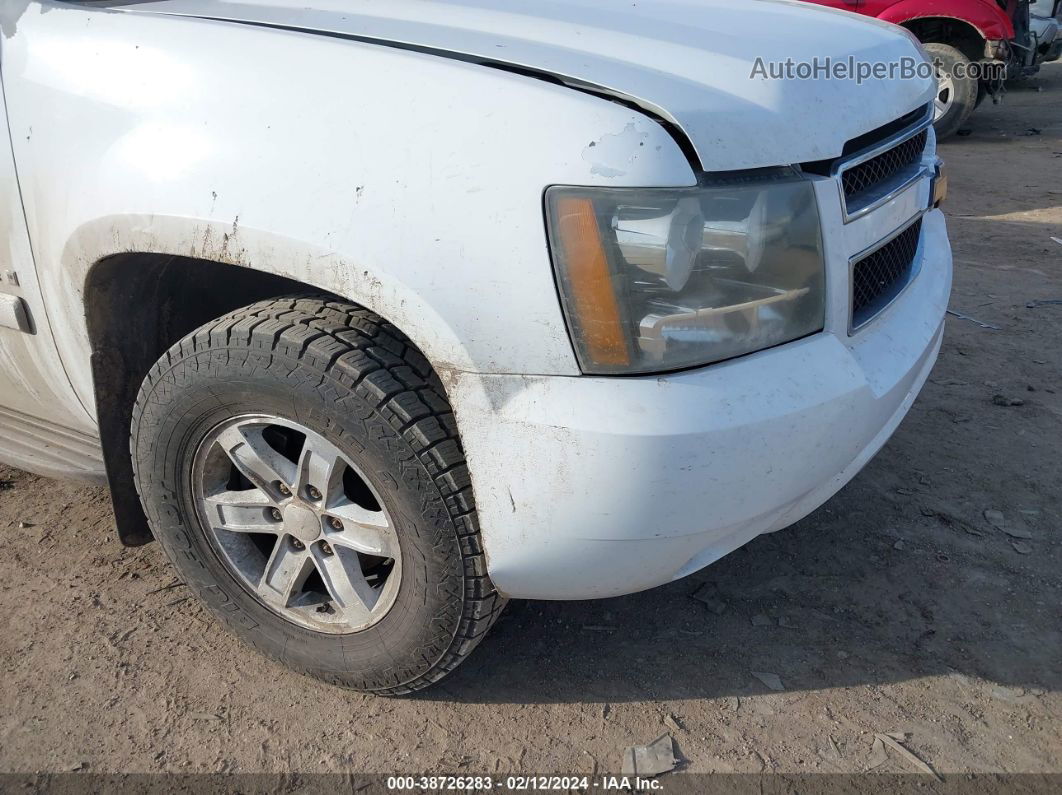 2007 Chevrolet Tahoe Lt White vin: 1GNFK13027J117645