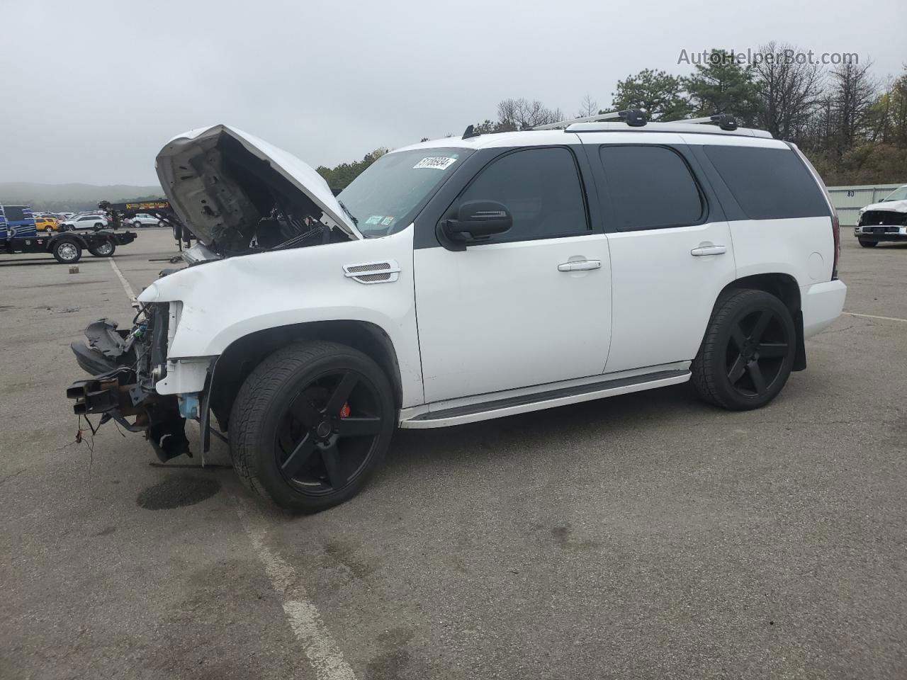 2007 Chevrolet Tahoe K1500 White vin: 1GNFK13027R190077