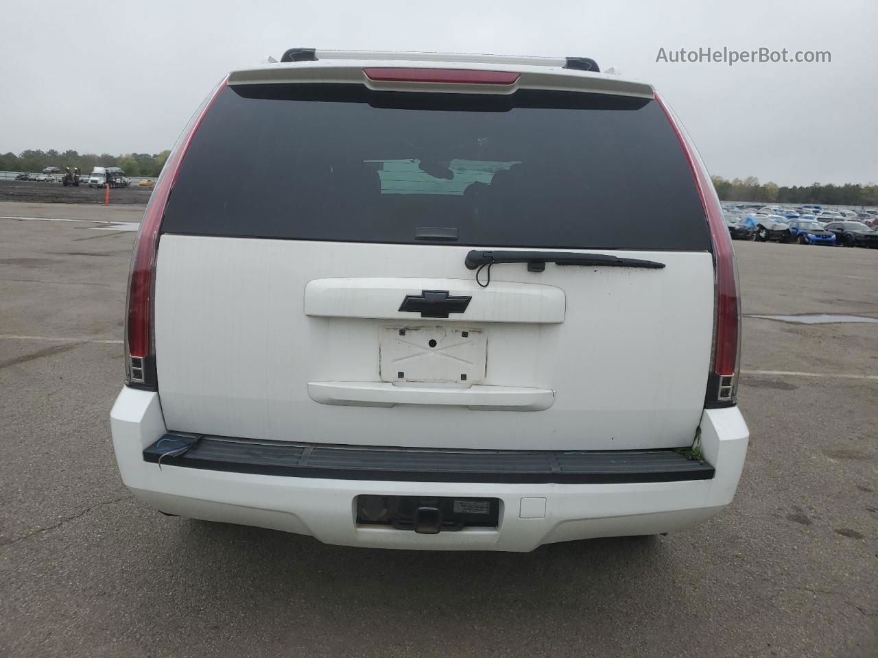 2007 Chevrolet Tahoe K1500 White vin: 1GNFK13027R190077