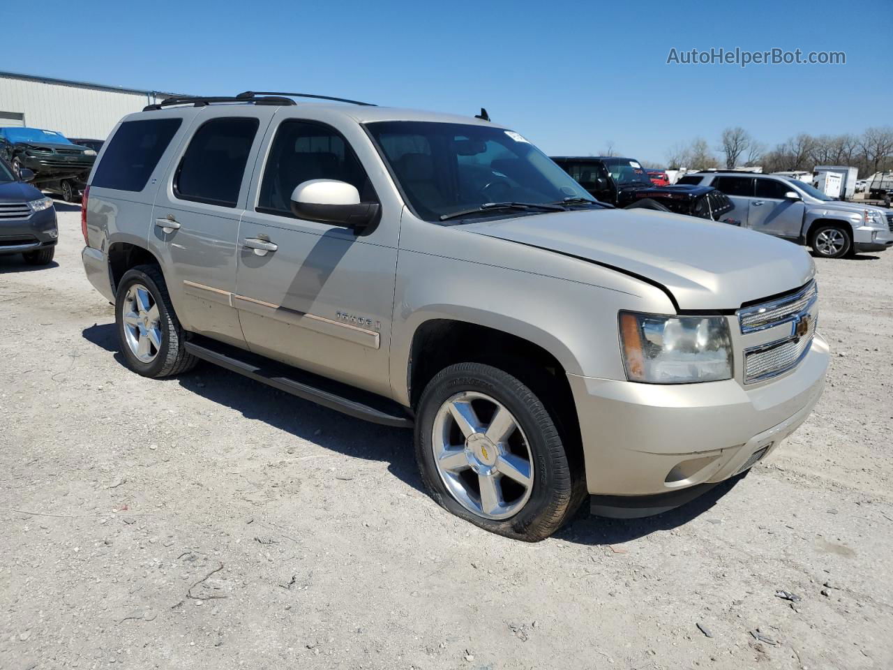 2007 Chevrolet Tahoe K1500 Желто-коричневый vin: 1GNFK13027R209775