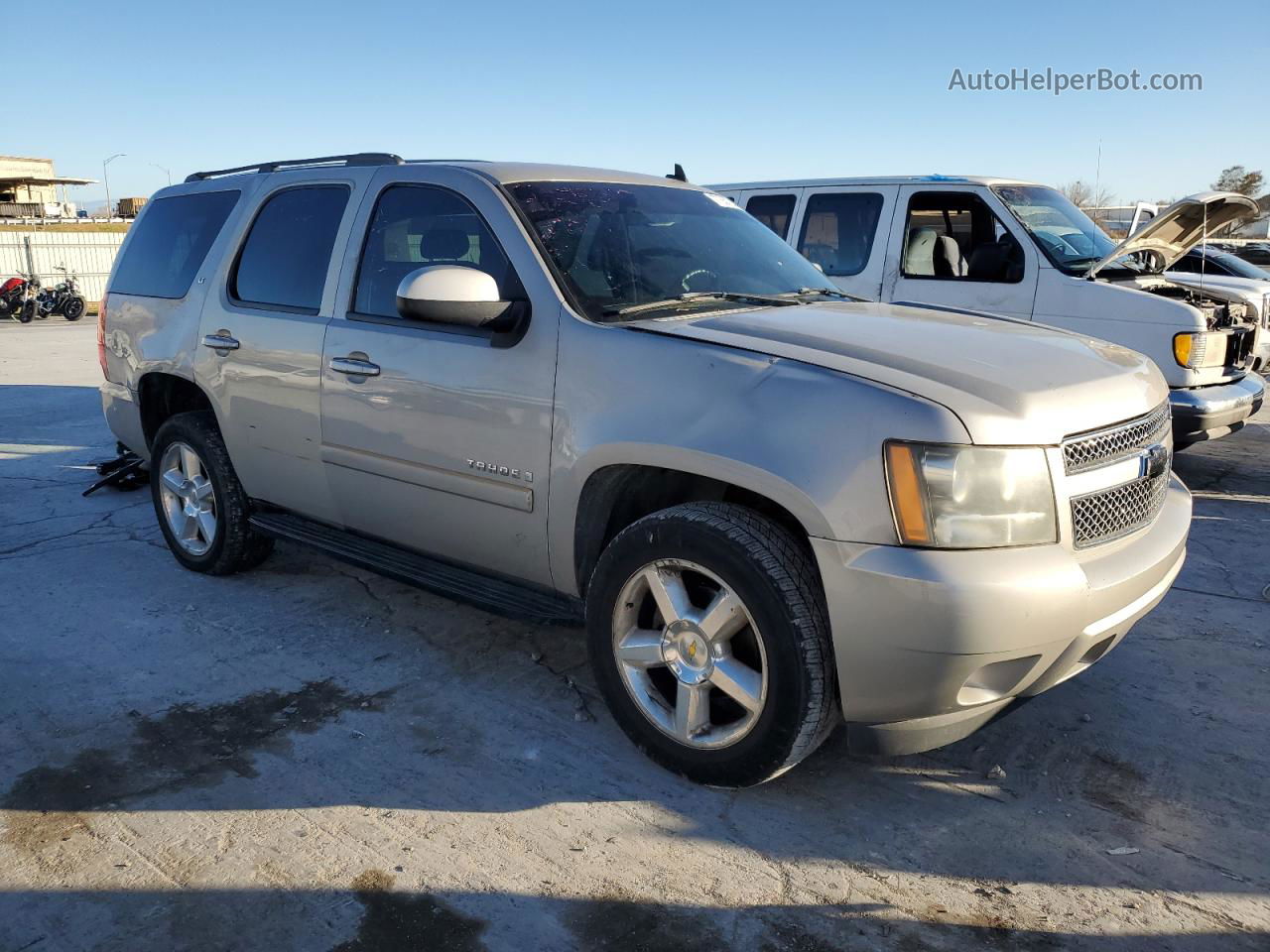 2007 Chevrolet Tahoe K1500 Silver vin: 1GNFK13037J338610