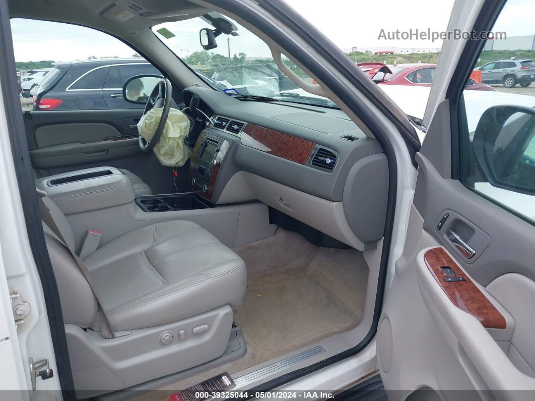 2007 Chevrolet Tahoe Ltz White vin: 1GNFK13037R130390