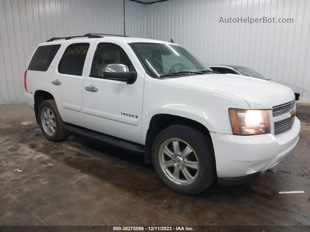 2007 Chevrolet Tahoe Lt White vin: 1GNFK13057J318164