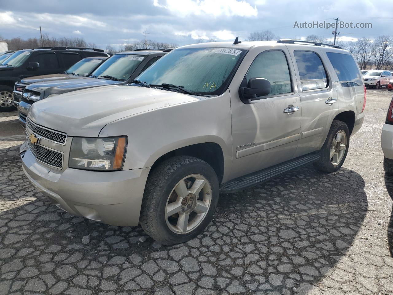 2007 Chevrolet Tahoe K1500 Серебряный vin: 1GNFK13077J386630