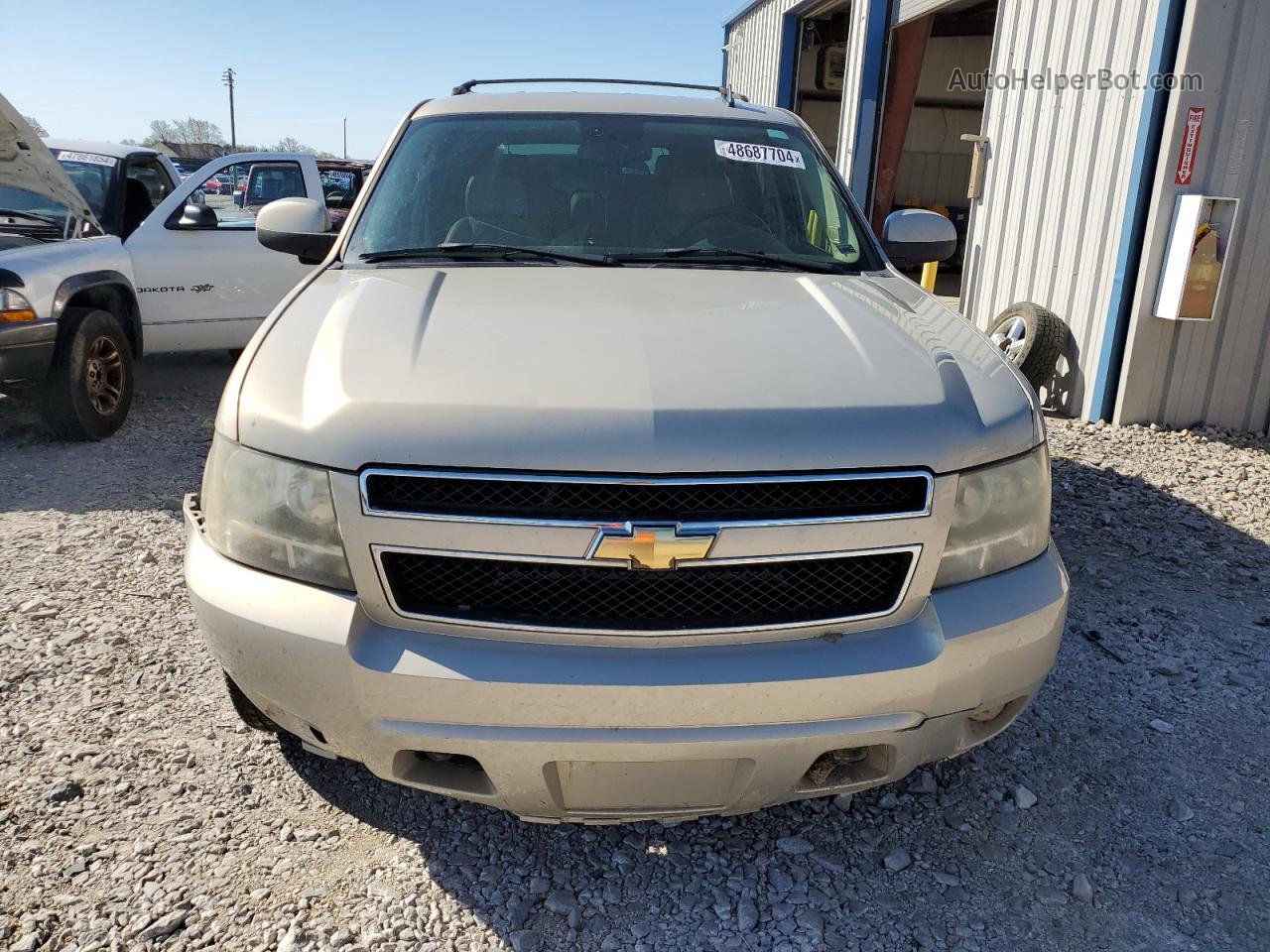 2007 Chevrolet Tahoe K1500 Золотой vin: 1GNFK13077R116377