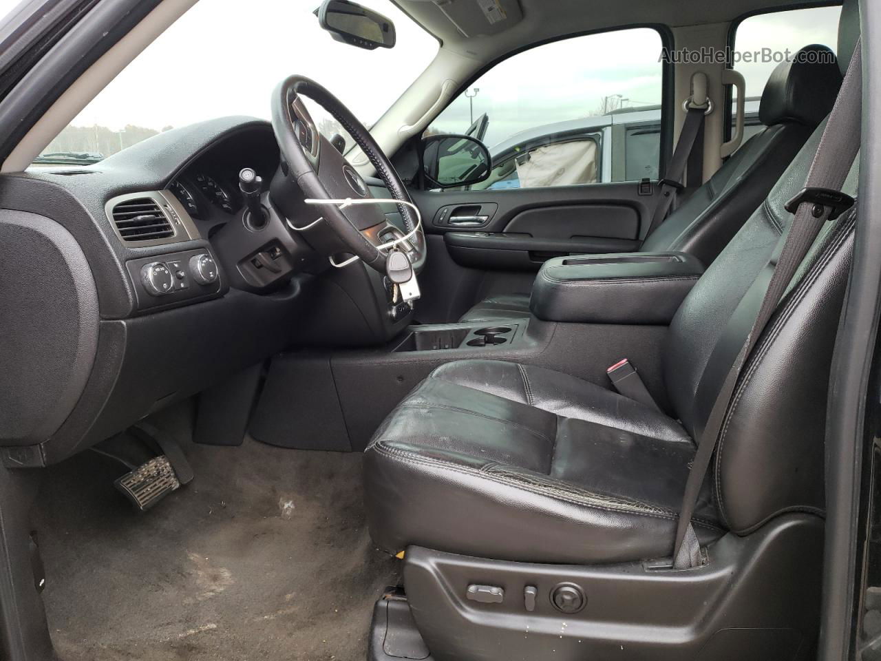 2007 Chevrolet Tahoe K1500 Черный vin: 1GNFK13077R364872