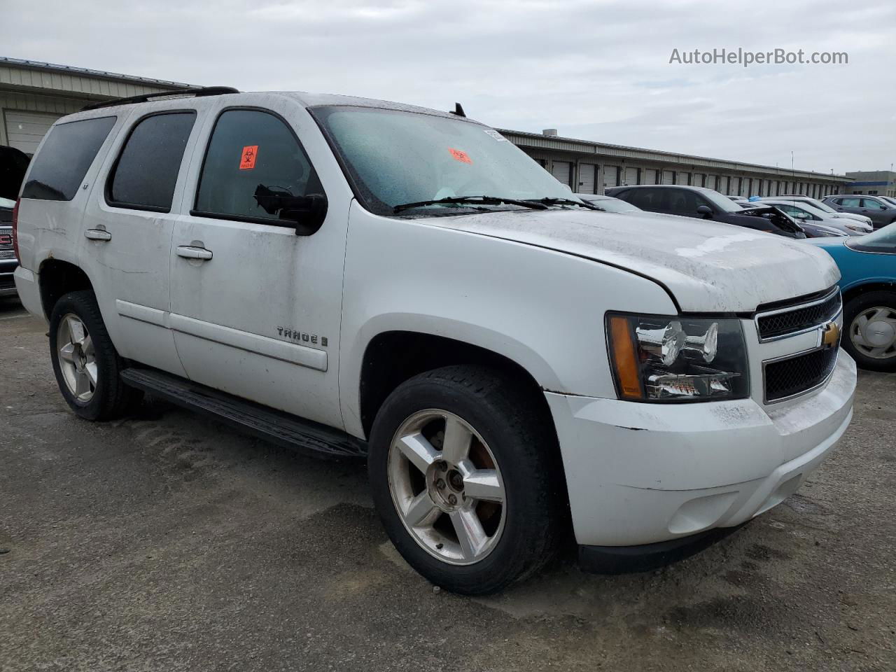 2007 Chevrolet Tahoe K1500 Белый vin: 1GNFK13087R238567