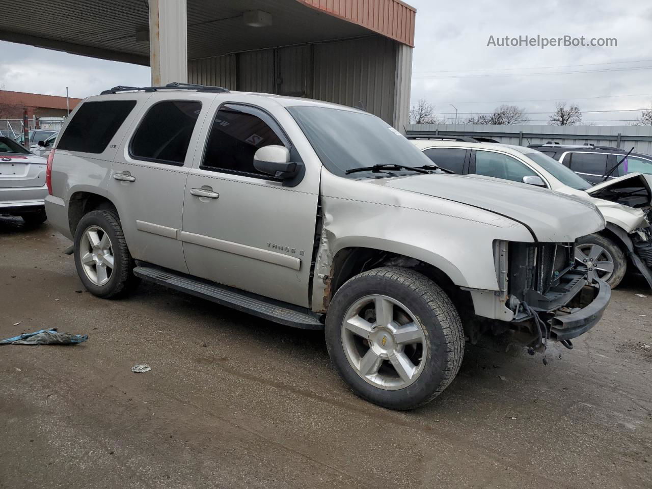 2007 Chevrolet Tahoe K1500 Бежевый vin: 1GNFK130X7J222563