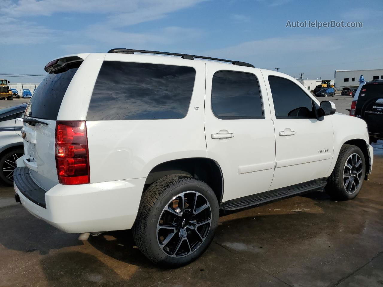 2007 Chevrolet Tahoe K1500 White vin: 1GNFK130X7J378537