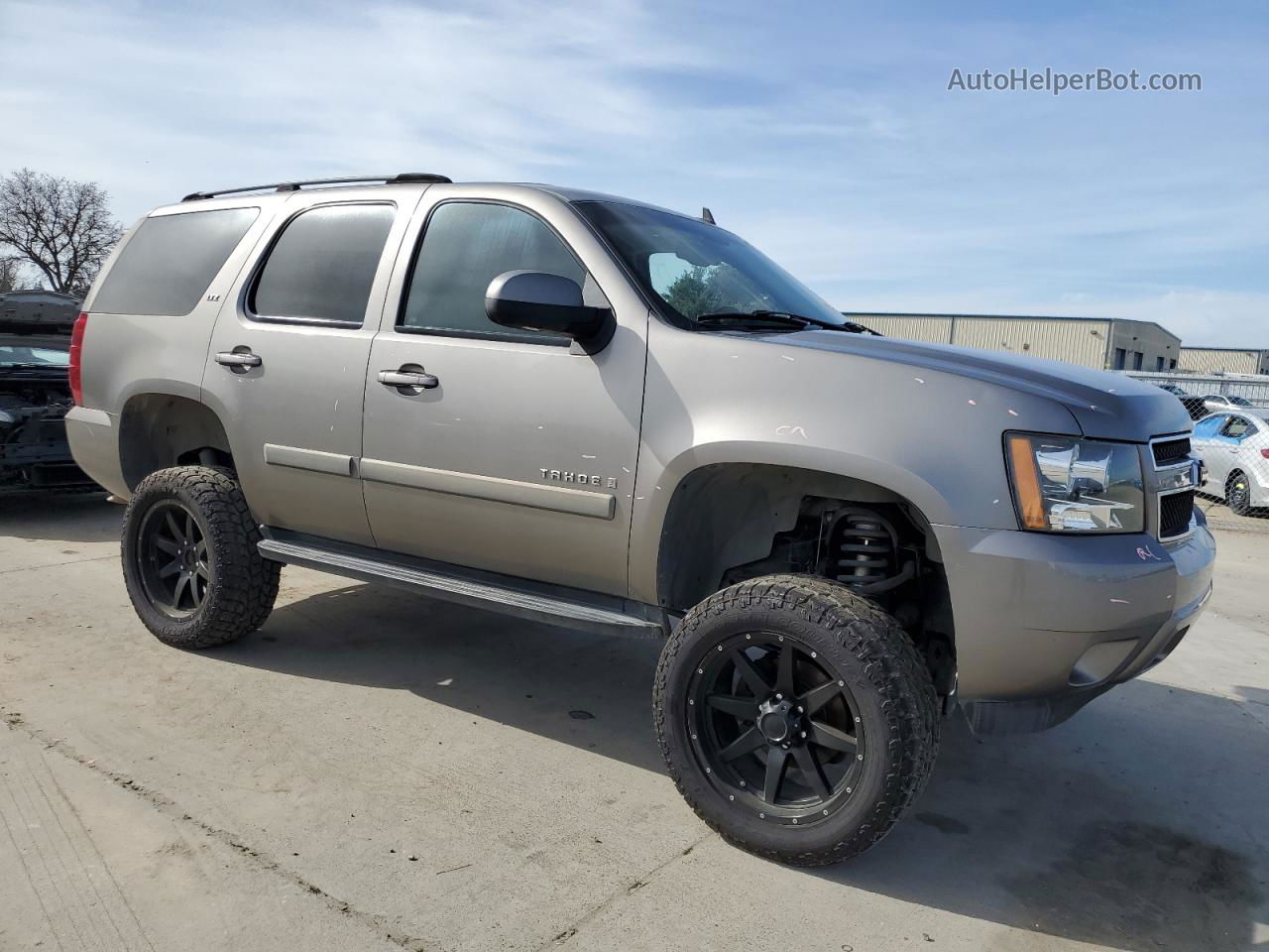 2007 Chevrolet Tahoe K1500 Beige vin: 1GNFK130X7R211192