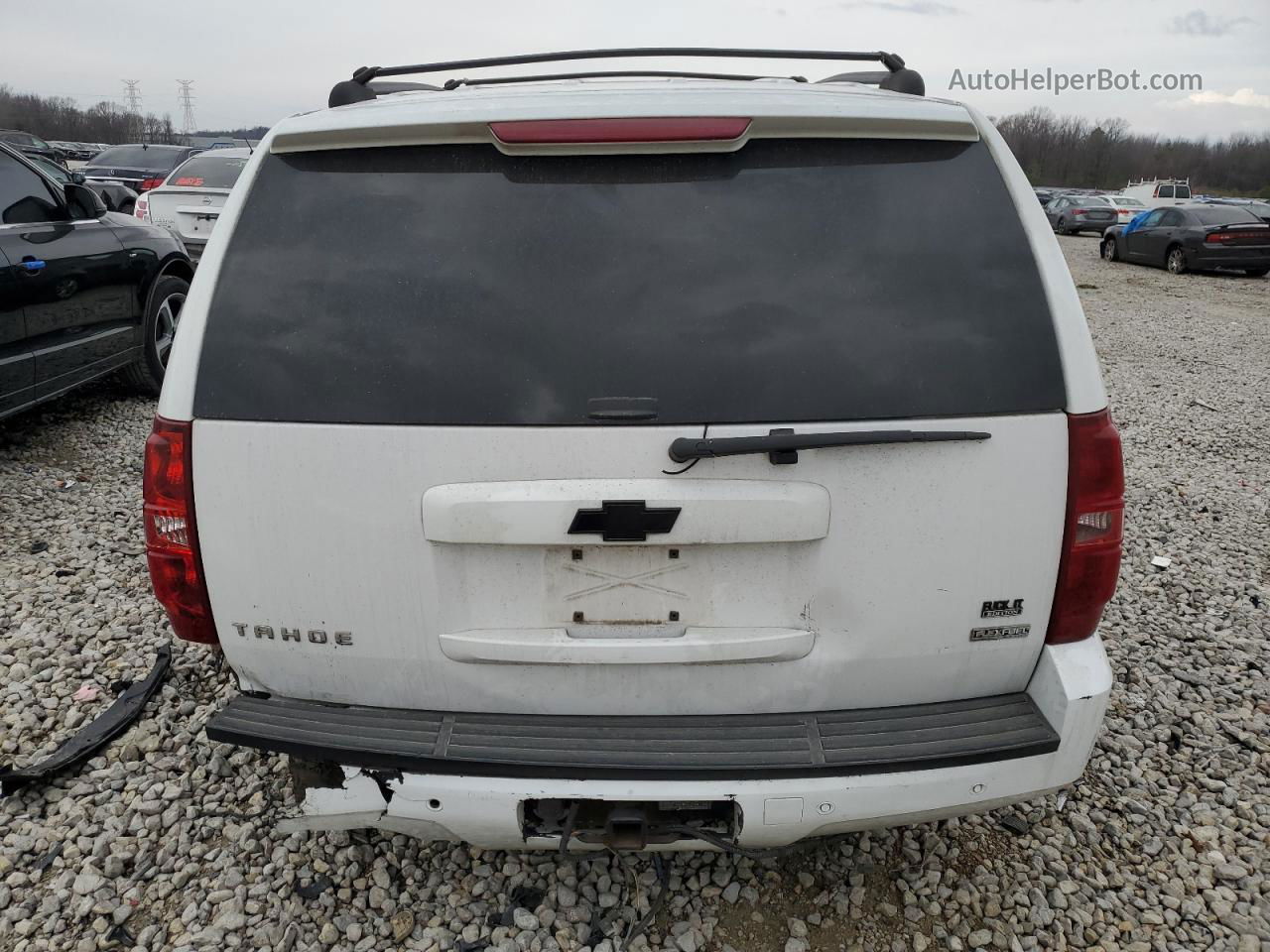 2007 Chevrolet Tahoe K1500 White vin: 1GNFK130X7R357513