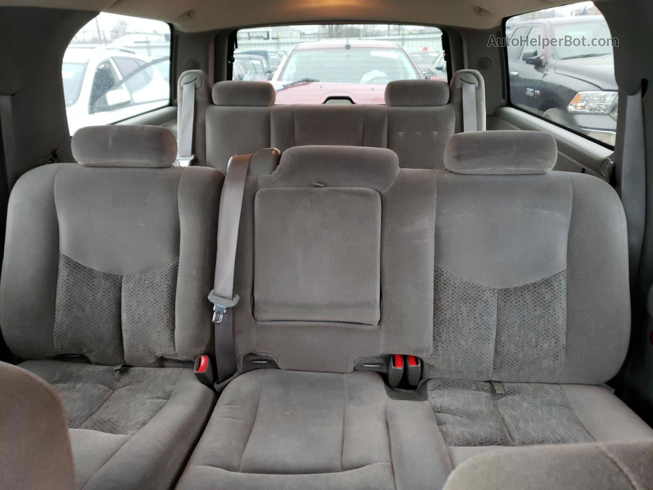 2005 Chevrolet Suburban K1500 Серебряный vin: 1GNFK16Z45J165820