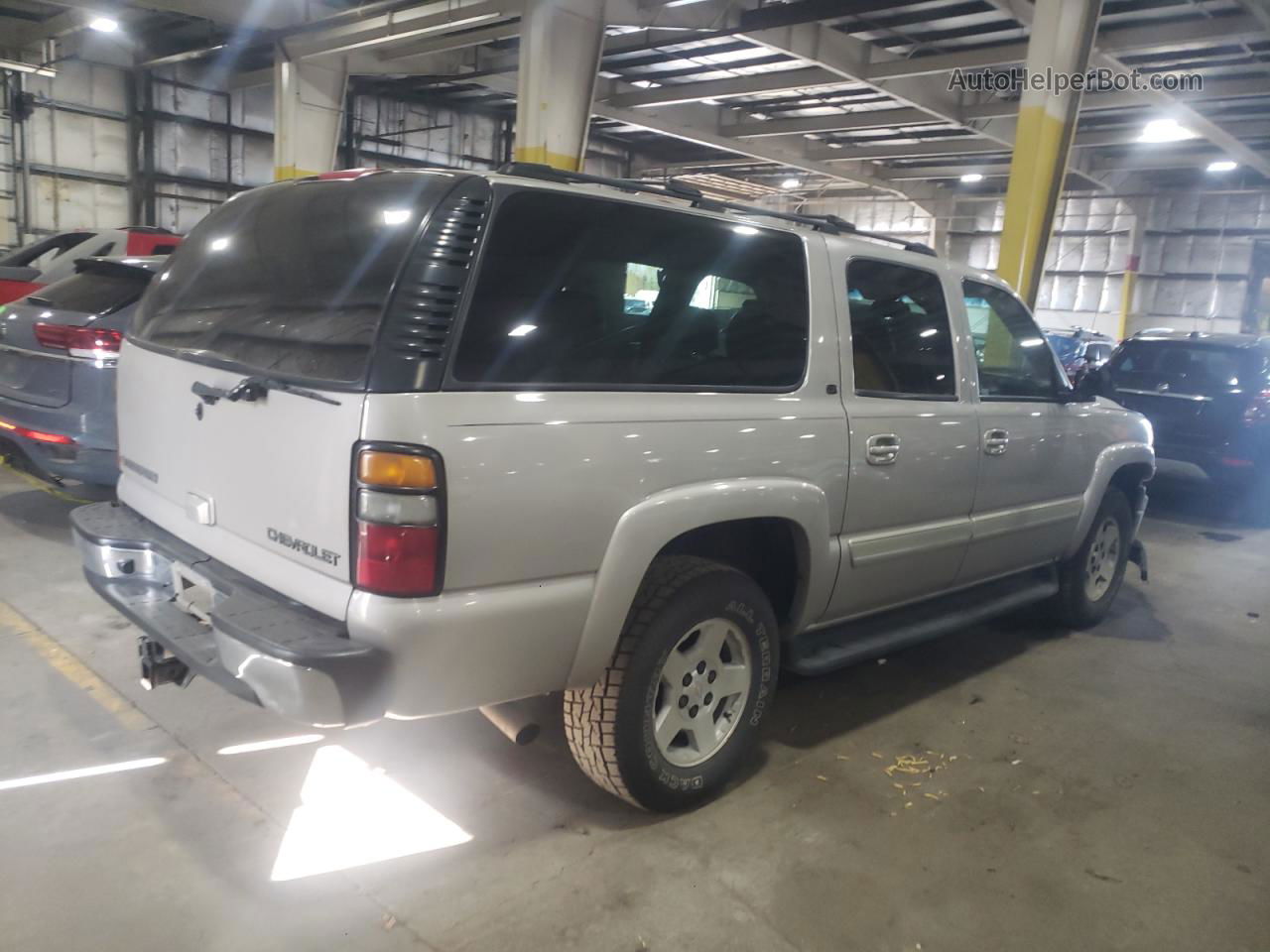 2005 Chevrolet Suburban K1500 Silver vin: 1GNFK16Z75J113582