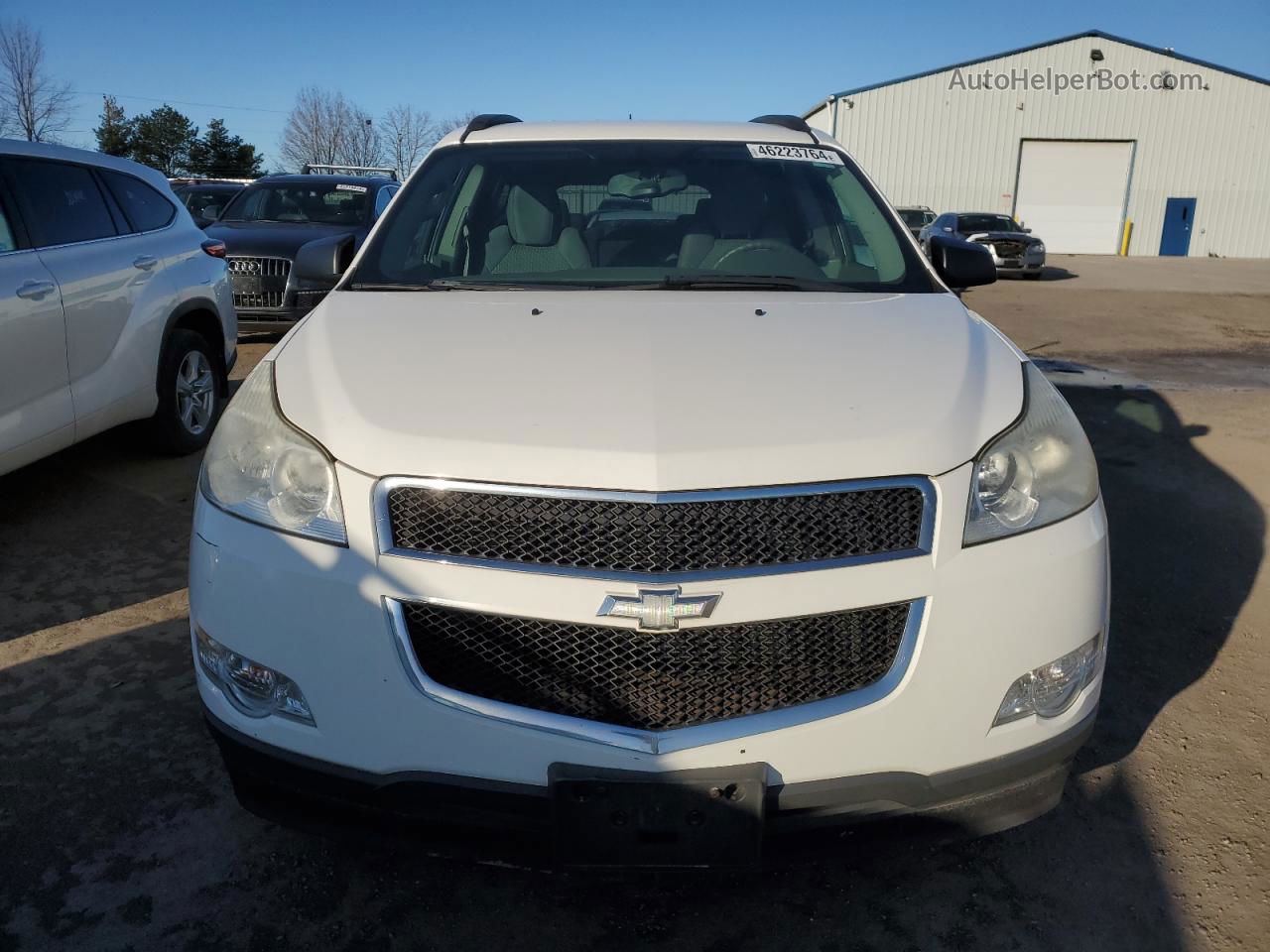 2011 Chevrolet Traverse Ls Белый vin: 1GNKREED0BJ173965