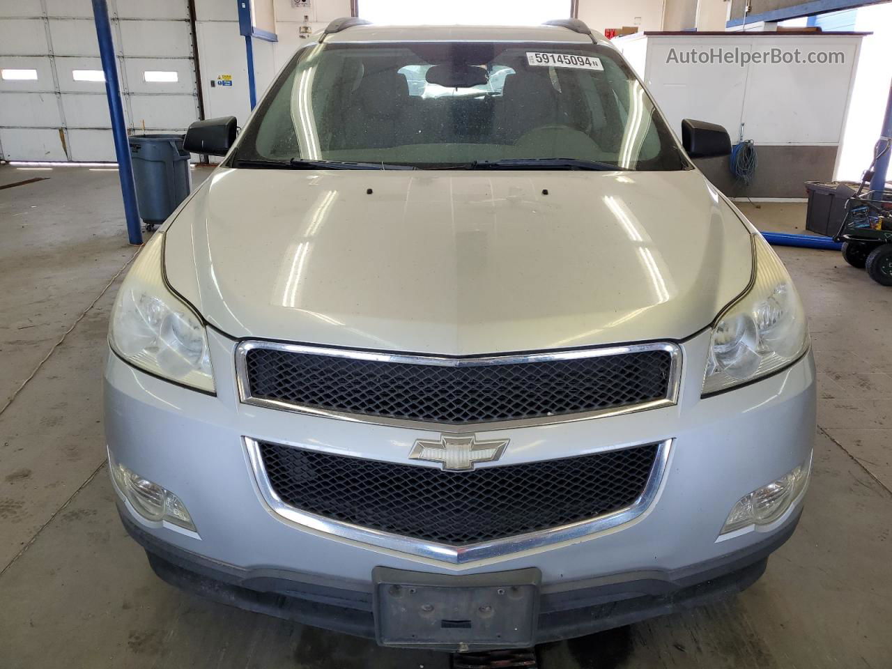 2011 Chevrolet Traverse Ls Silver vin: 1GNKREED3BJ298720