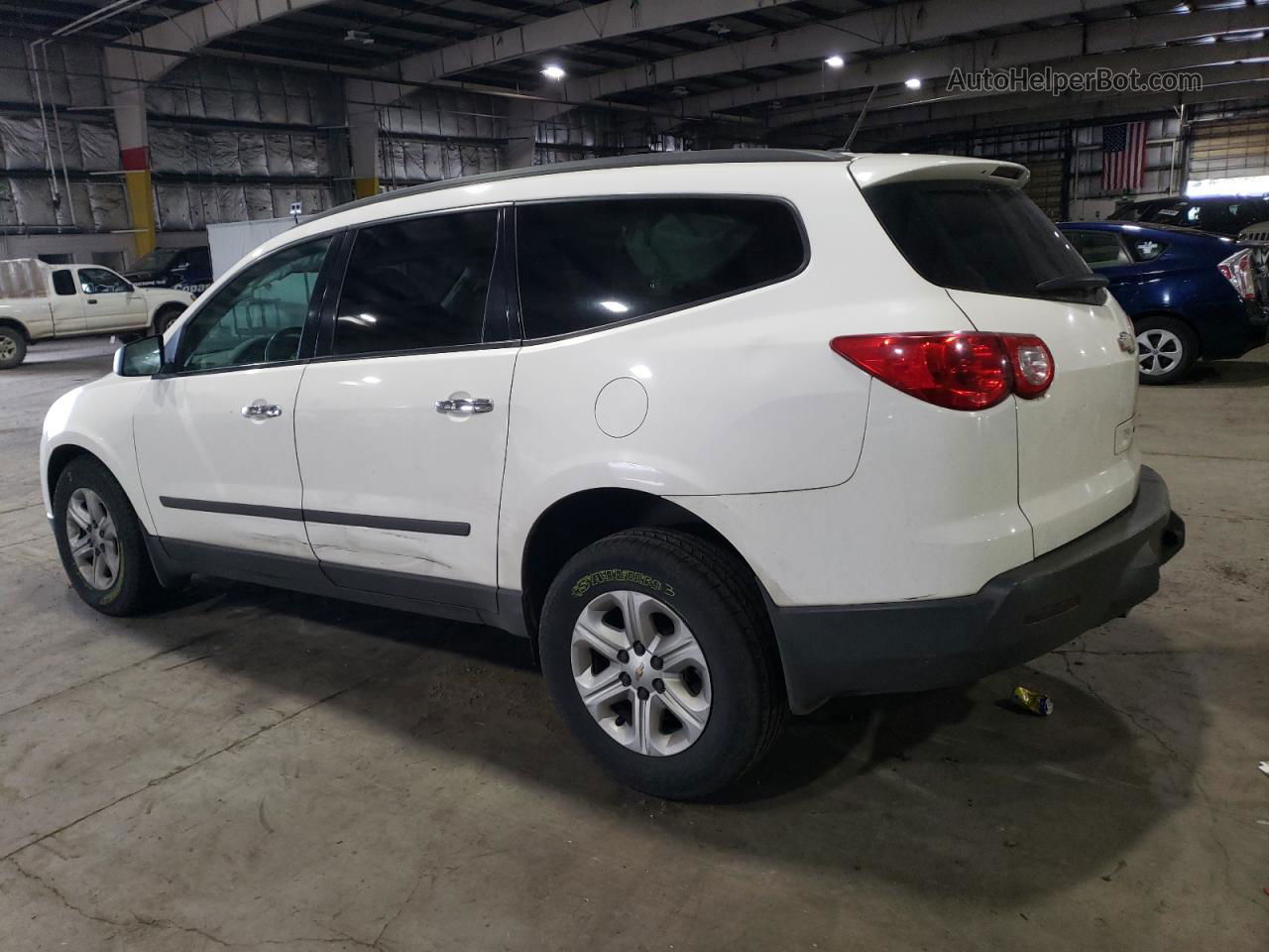 2011 Chevrolet Traverse Ls White vin: 1GNKREED4BJ271879