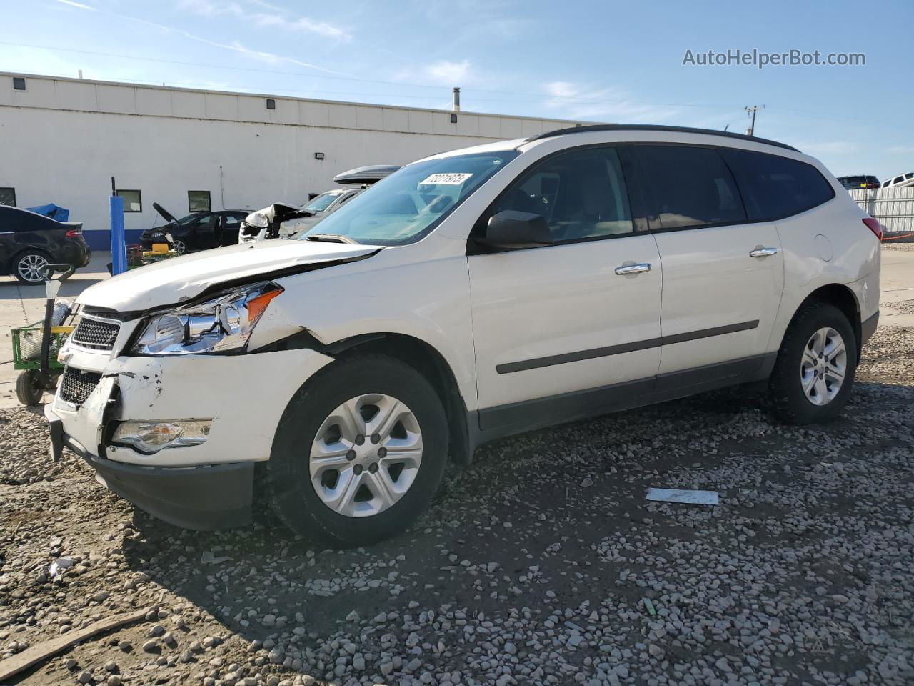 2011 Chevrolet Traverse Ls White vin: 1GNKREED5BJ353507