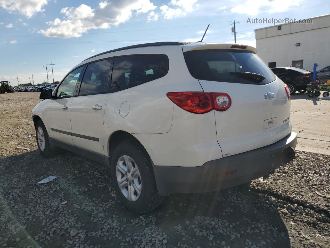 2011 Chevrolet Traverse Ls White vin: 1GNKREED5BJ353507