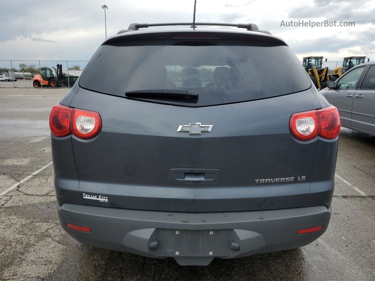 2012 Chevrolet Traverse Ls Gray vin: 1GNKREED6CJ389840