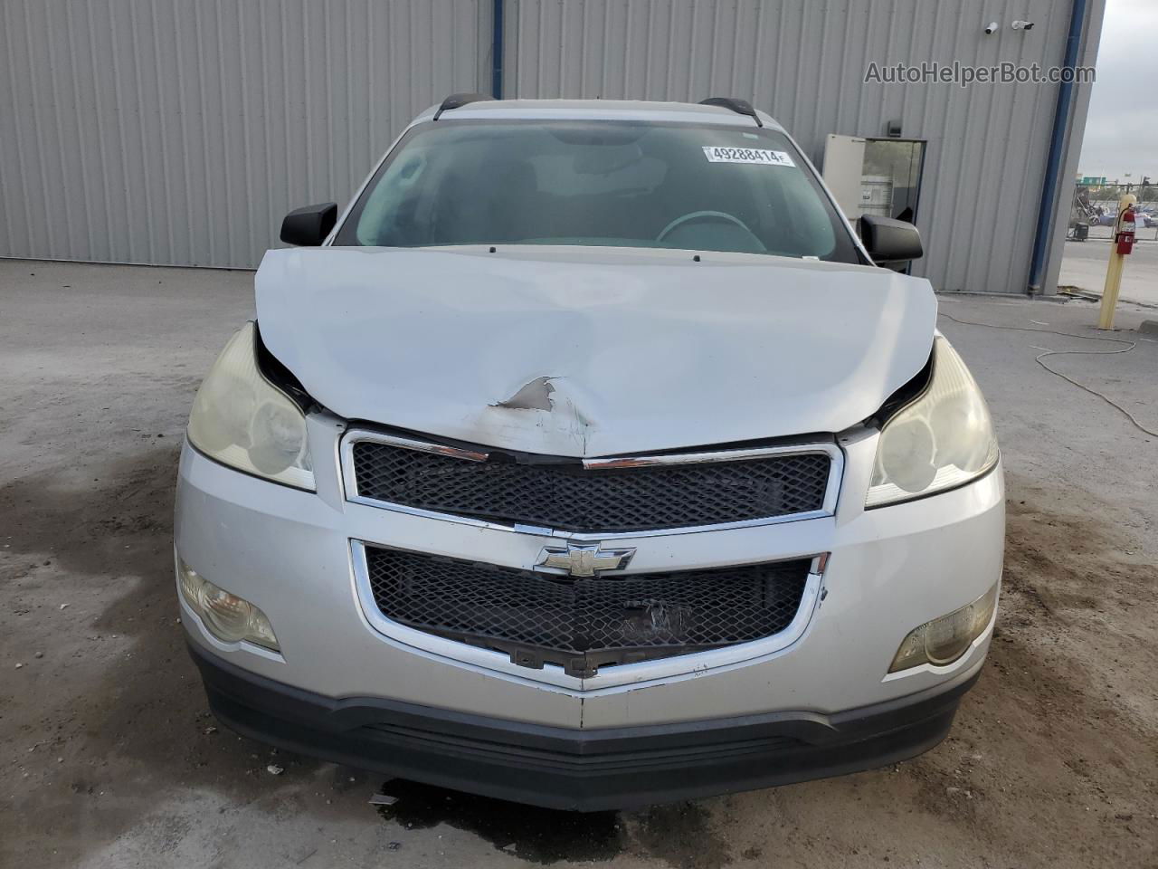 2011 Chevrolet Traverse Ls Silver vin: 1GNKREED9BJ391810