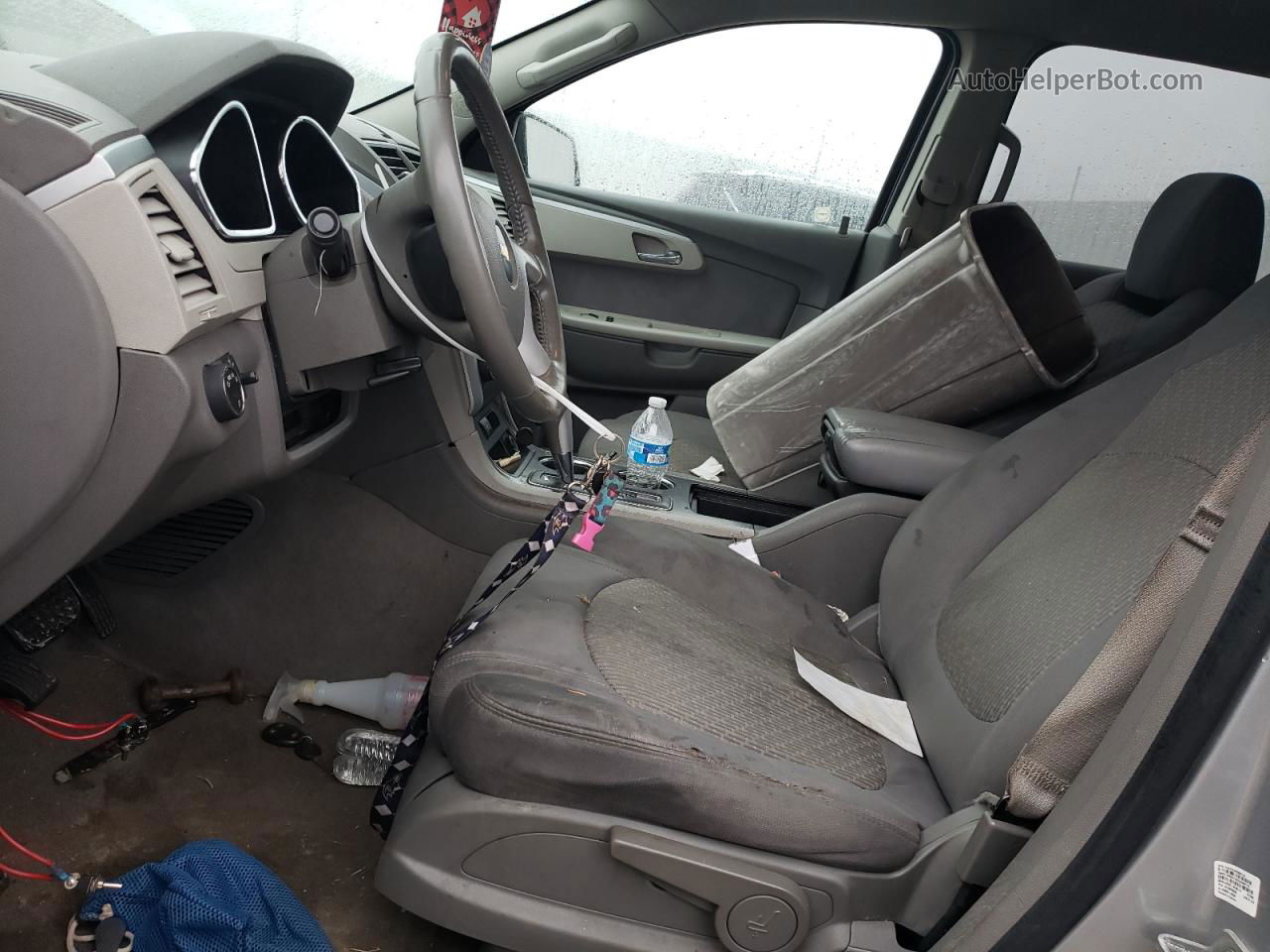 2012 Chevrolet Traverse Ls Серебряный vin: 1GNKRFED0CJ275970