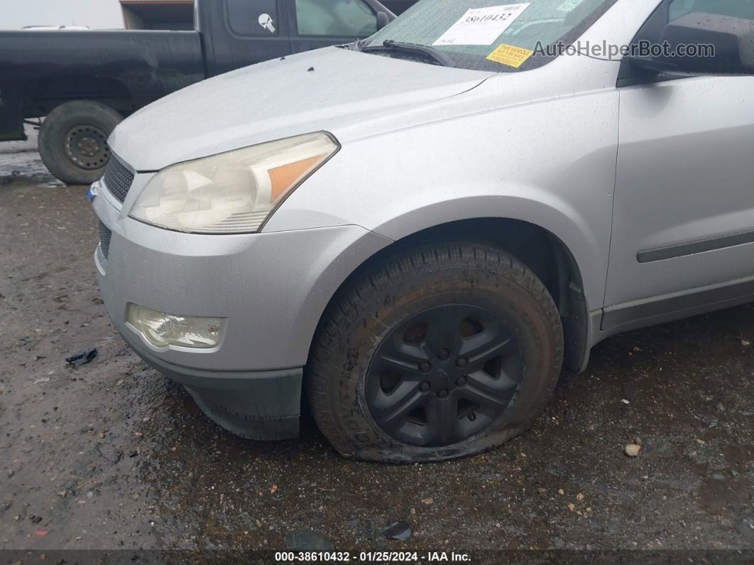 2012 Chevrolet Traverse Ls Silver vin: 1GNKRFED0CJ293322