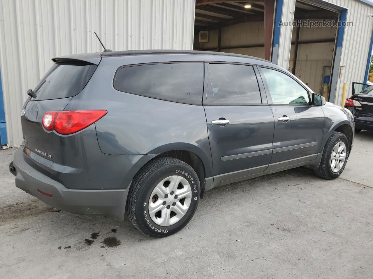 2012 Chevrolet Traverse Ls Gray vin: 1GNKRFED2CJ260550