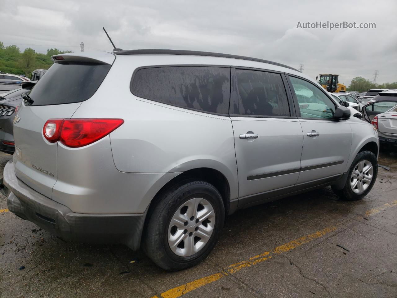 2012 Chevrolet Traverse Ls Silver vin: 1GNKRFED2CJ301498