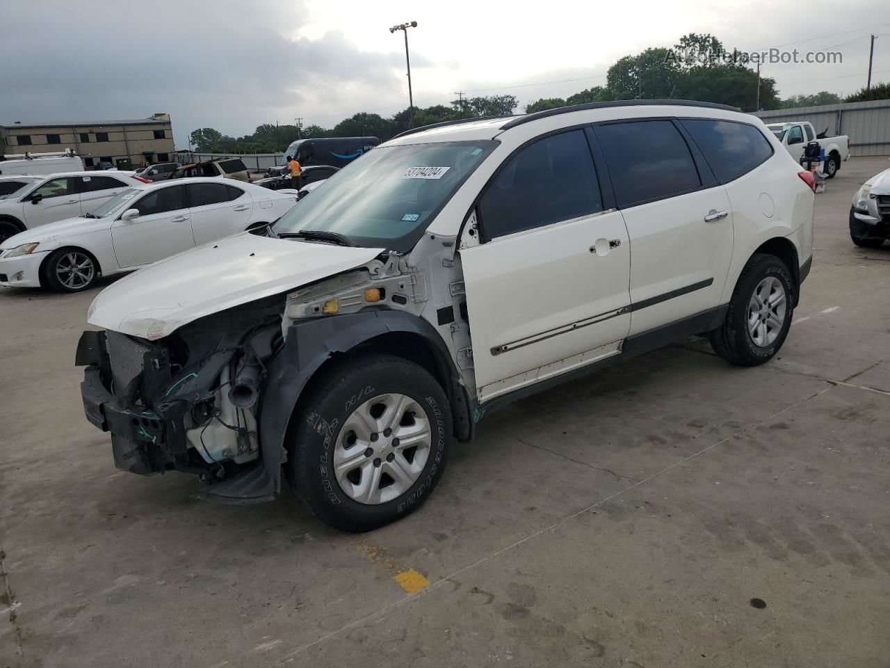 2012 Chevrolet Traverse Ls White vin: 1GNKRFED3CJ416031