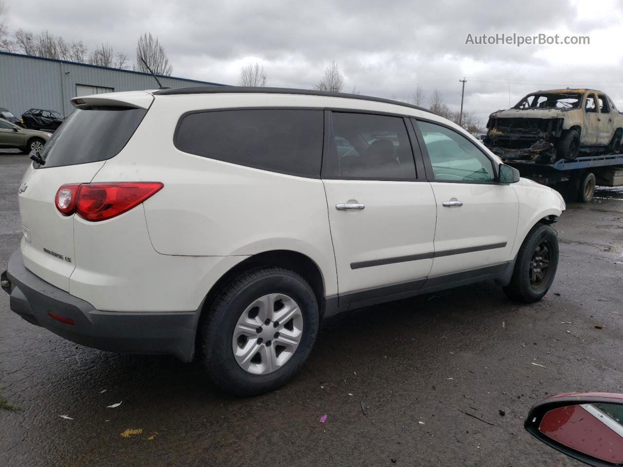 2012 Chevrolet Traverse Ls White vin: 1GNKRFED4CJ342859