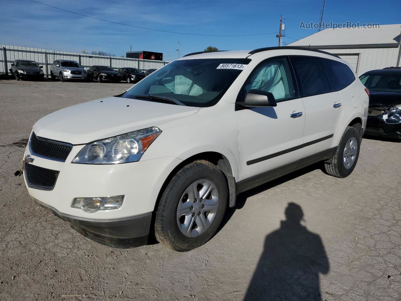 2012 Chevrolet Traverse Ls White vin: 1GNKRFED5CJ165755