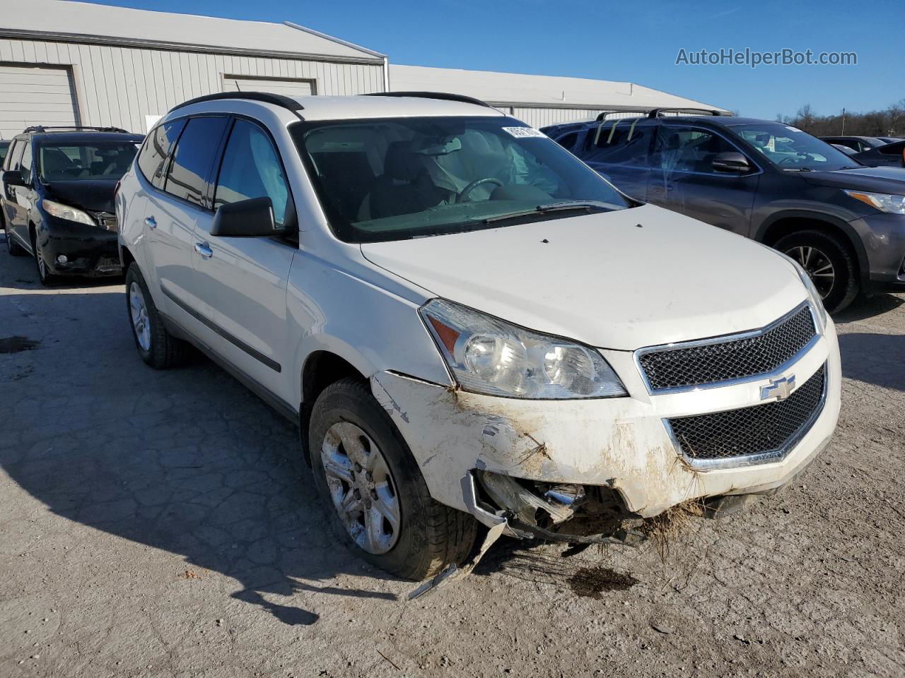 2012 Chevrolet Traverse Ls Белый vin: 1GNKRFED5CJ165755