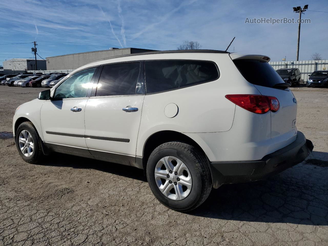 2012 Chevrolet Traverse Ls White vin: 1GNKRFED5CJ165755