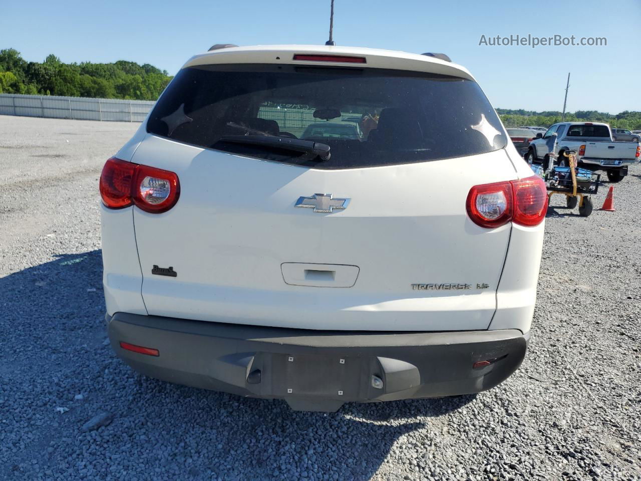 2012 Chevrolet Traverse Ls White vin: 1GNKRFED5CJ248845