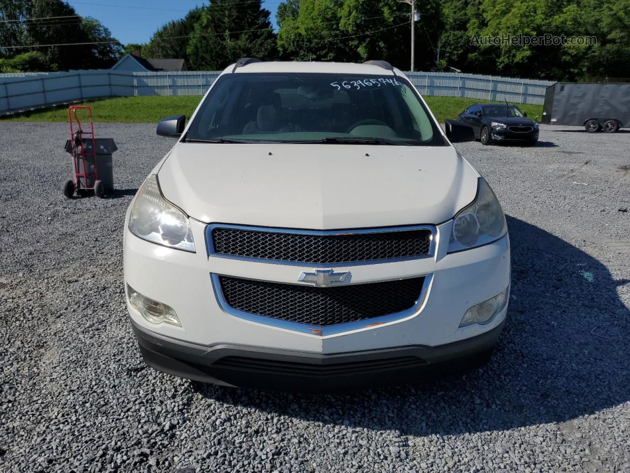 2012 Chevrolet Traverse Ls White vin: 1GNKRFED5CJ248845