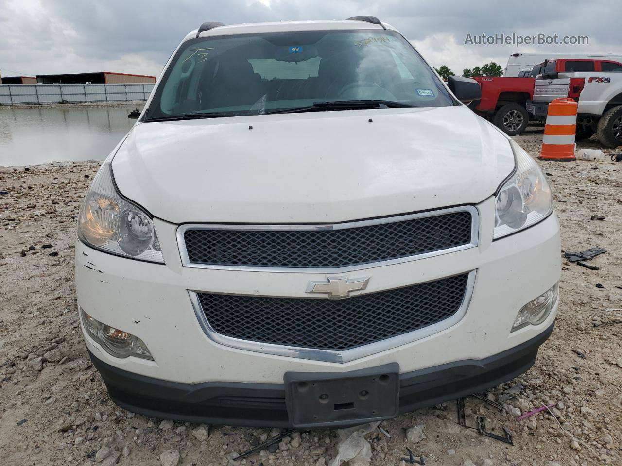 2012 Chevrolet Traverse Ls White vin: 1GNKRFED6CJ198781