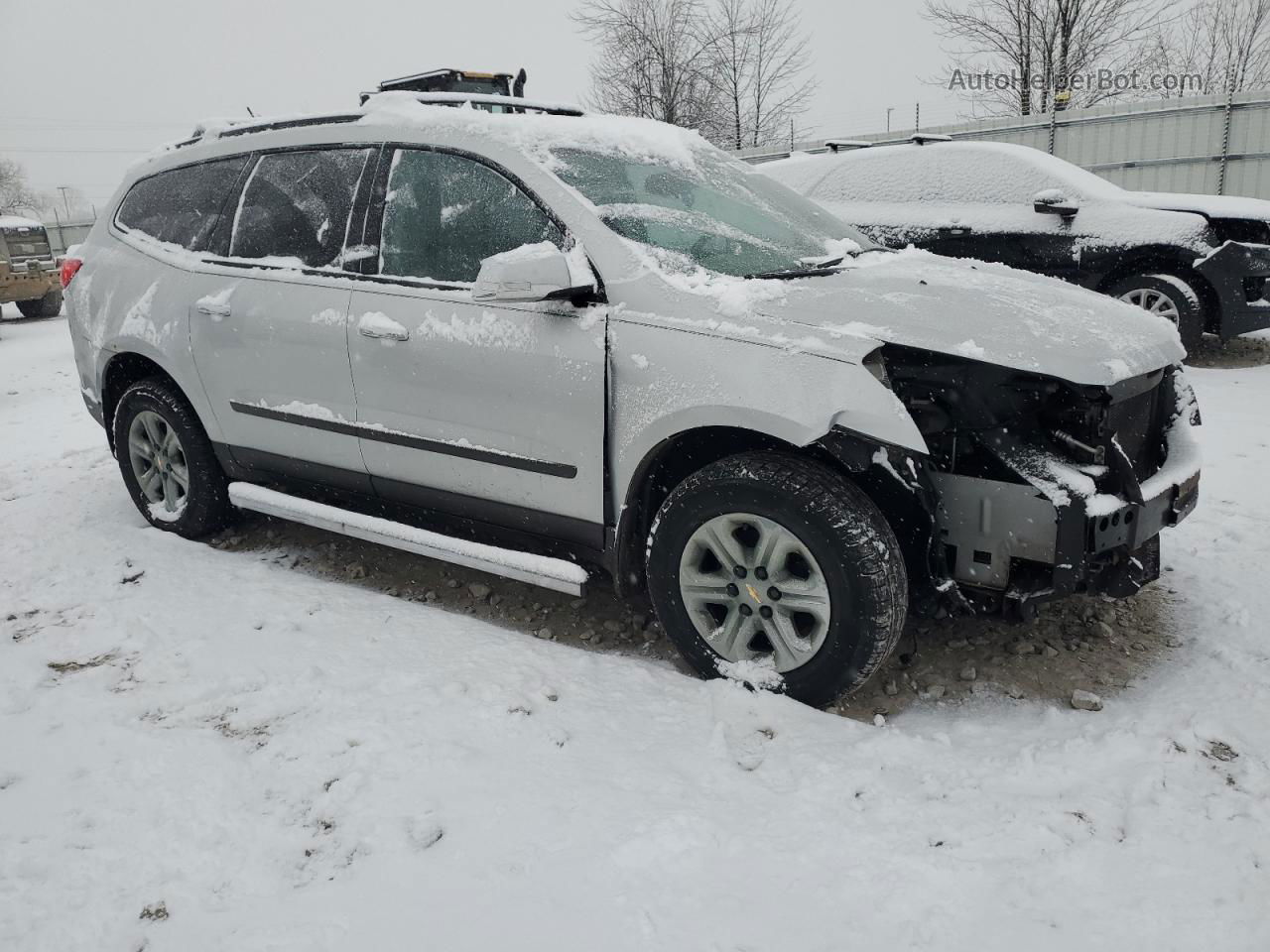 2012 Chevrolet Traverse Ls White vin: 1GNKRFED9CJ163541